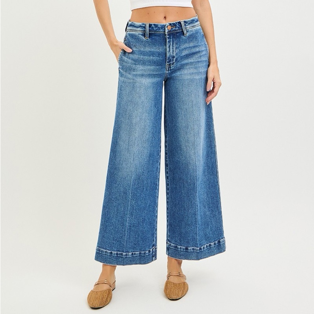 NEW 🎉 RISEN Slouchy Ankle Wide Jeans